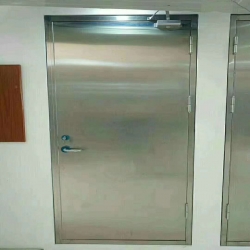 长沙防火门厂家：电梯安装防火门注意事项有哪些？